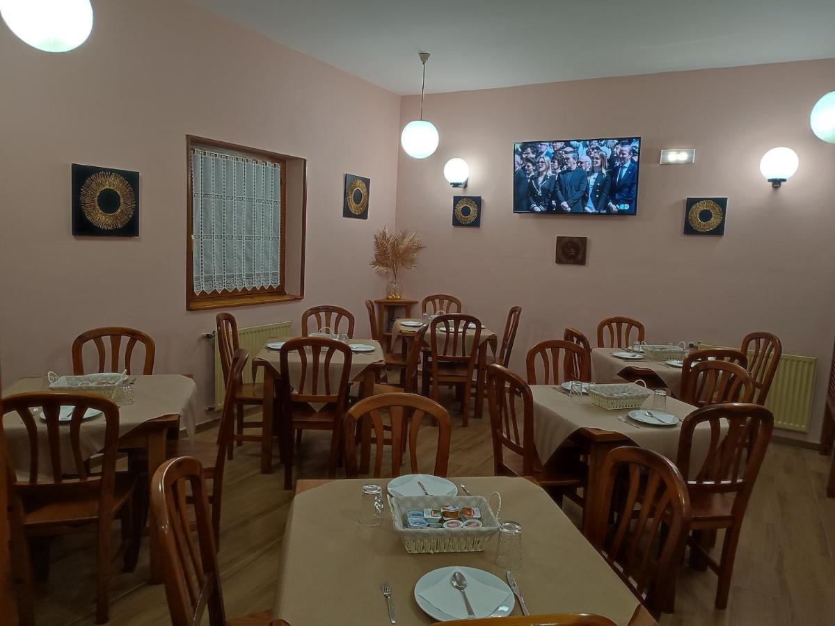 La Salmonera Cangas De Onis Caño Exteriör bild